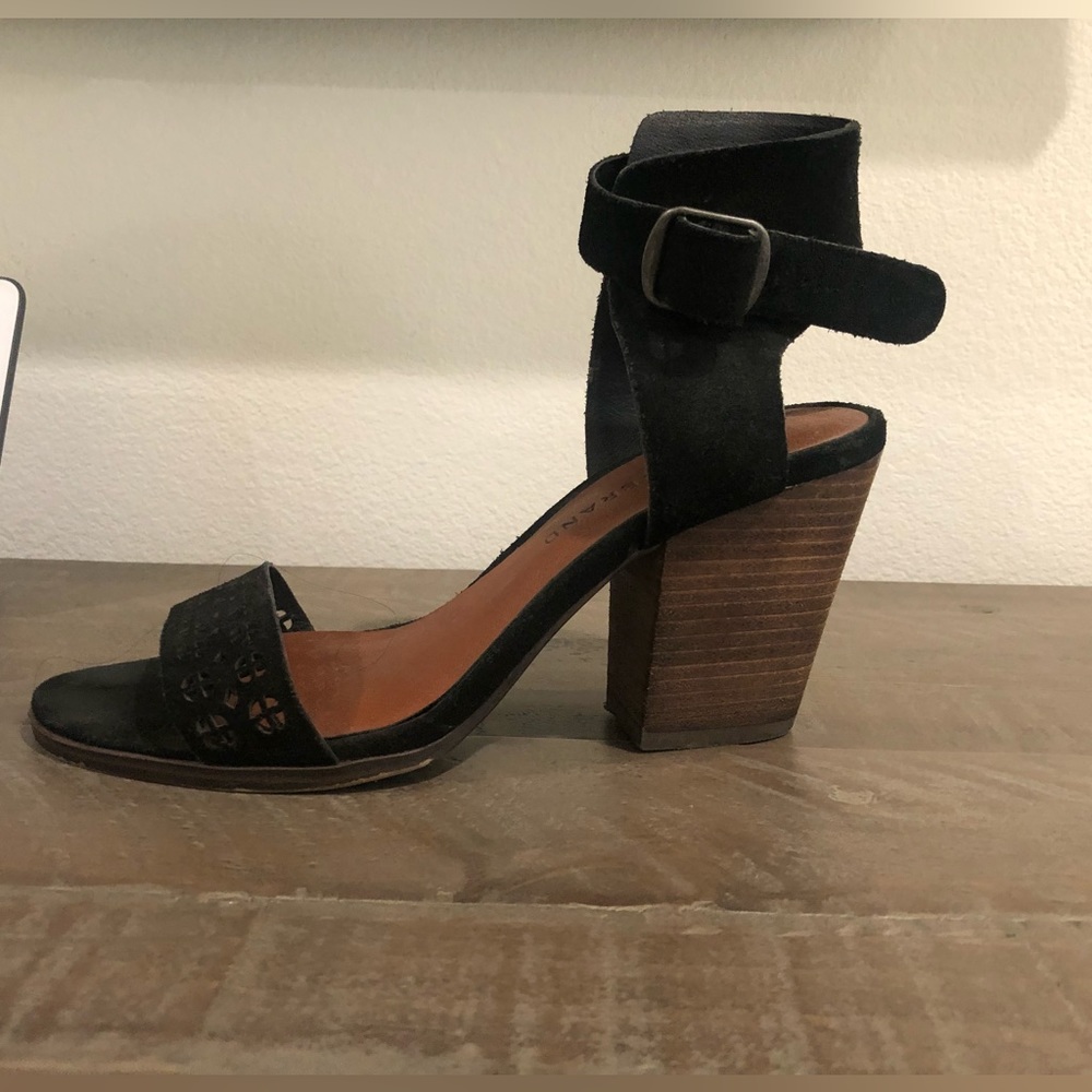 Lucky brand black suede heel size 7 TTS